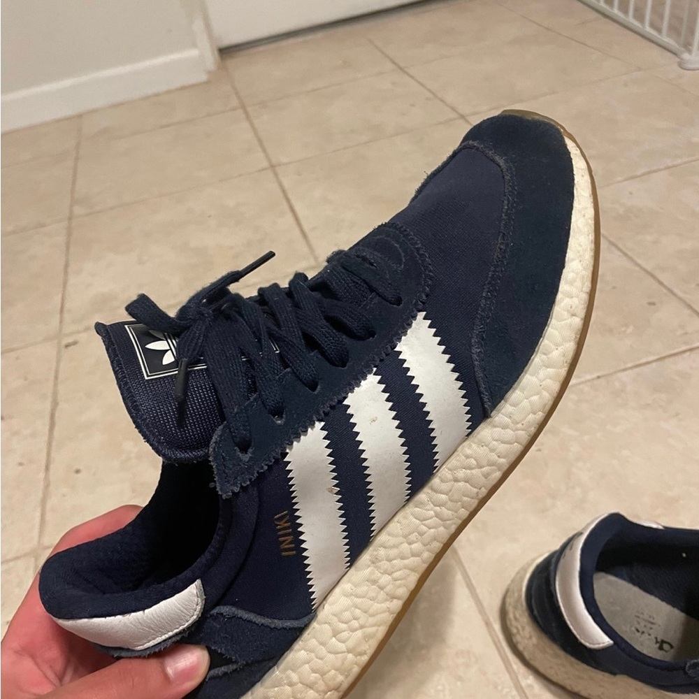 Adidas Iniki Runner - Picture 4 of 5